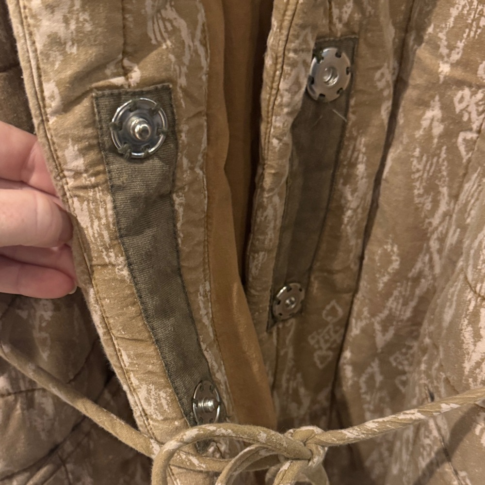 We The Free Tan Quilted Women's Vest - Picture 8 of 12